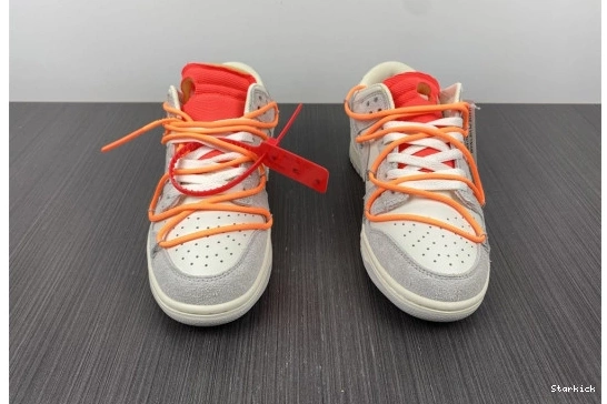 Lot Nike 31 O-W DJ0950-116 Low Dunk 0927